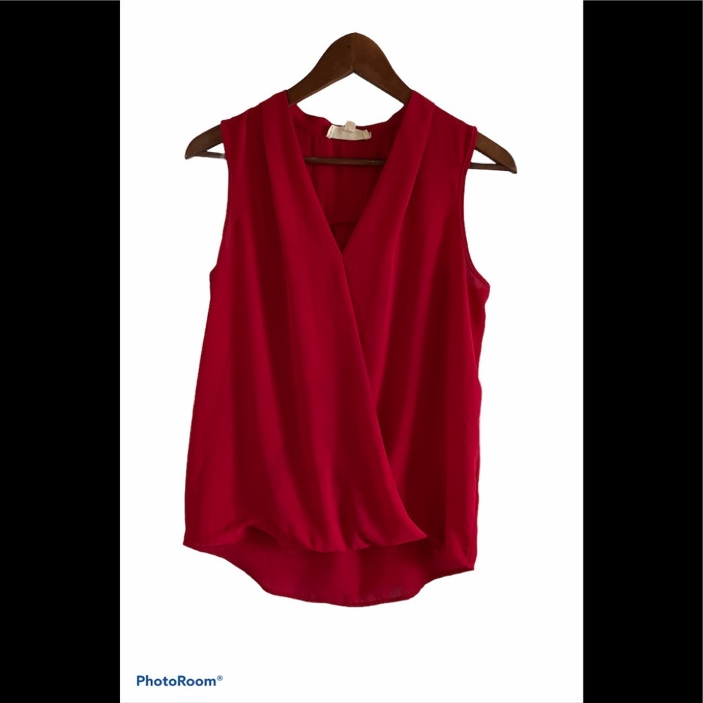 3/$30 Pink Rose red sleeveless blouse